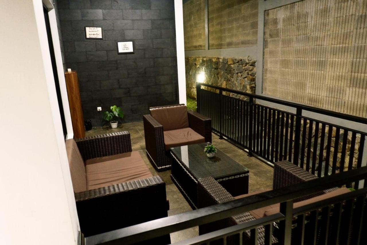 Moment Villa Lembang Exterior foto